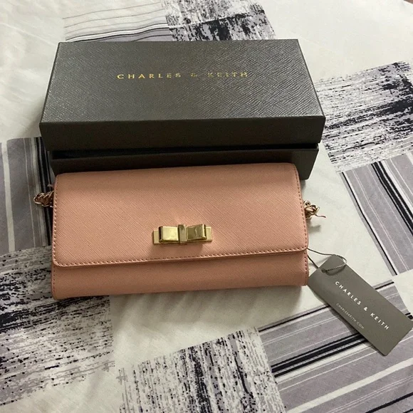 Charles n Keith clutch bag(Authentic) - Picture 1 of 11